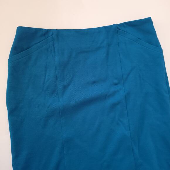 CAbi Sigourney Pencil Skirt Blue Ponte Knit Minimalist Stretch 3220 Women 4 - Picture 6 of 11
